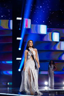 开云体育APP下载-美女球员:球场外的魅力与时尚风采,球星美女