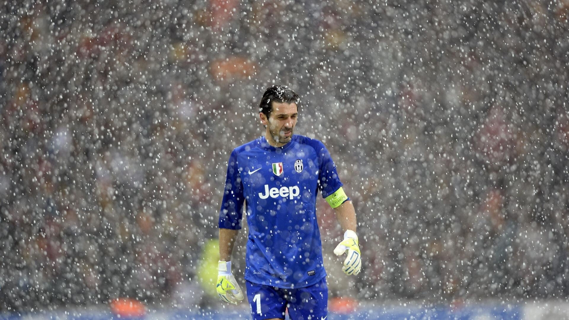 世界杯金牌瞬间:经典进球成就永恒回忆,世界杯的金牌